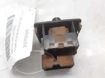 Second-hand car spare part rearview side mirror switch for nissan pick-up (d22) td doble cabina navara 4x4 oem iam references 2557031u10  
