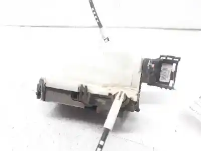 Peça sobressalente para automóvel em segunda mão fechadura da porta dianteira direita por peugeot 308 confort referências oem iam 567147