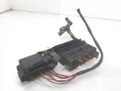 Second-hand car spare part fuse box unit for skoda fabia (6y2/6y3) young line oem iam references 5z0937548c  