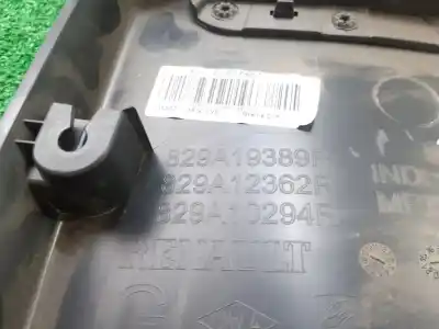 Автозапчастина б/у обликка задніх правіх дверей для renault clio iv (bh_) 0.9 tce 90 посилання на oem iam 829a03401r  
