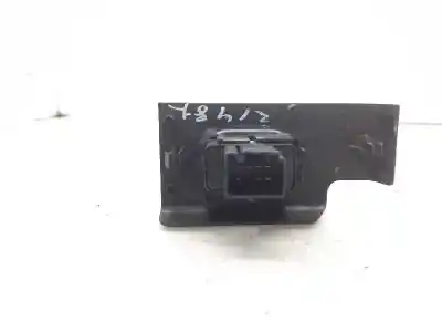 Peça sobressalente para automóvel em segunda mão botão / interruptor elevador vidro traseiro direito por land rover freelander s familiar referências oem iam m24445