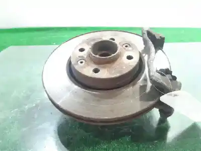 Second-hand car spare part front right knuckle for renault clio iii imusic confort dynamique 68 cv / 50 kw oem iam references 8200345945  