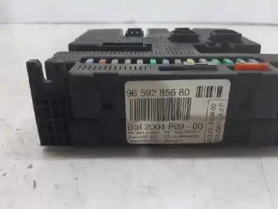 Peça sobressalente para automóvel em segunda mão caixa de fusíveis e relés por citroen c4 berlina collection referências oem iam 9659285680