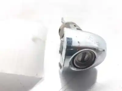 Second-hand car spare part left front door lock for kia carens (un) active oem iam references 819701da00  
