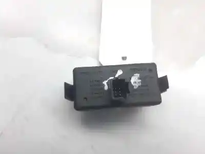 Piesă de schimb auto la mâna a doua avertizare pentru renault clio iii exception referințe oem iam 8200214896  