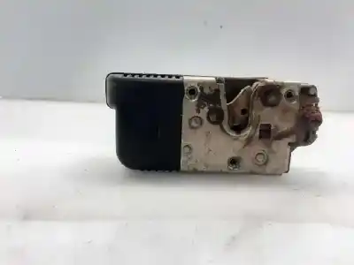 Peça sobressalente para automóvel em segunda mão fechadura da porta traseira esquerda por opel corsa c blue line referências oem iam 133090  