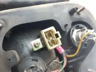 Peça sobressalente para automóvel em segunda mão farolim traseiro esquerdo por daewoo lanos se referências oem iam 96500231  