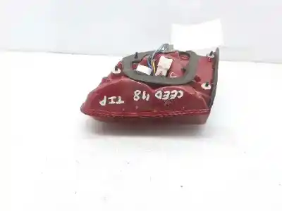Pezzo di ricambio per auto di seconda mano LUCE DI CODA INTERNA SINISTRA per KIA CEED (CD)  Riferimenti OEM IAM 92403A2200  