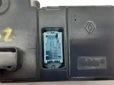 Peça sobressalente para automóvel em segunda mão comando de sofagem (chauffage / ar condicionado) por renault scenic ii confort authentique referências oem iam 8200344841  