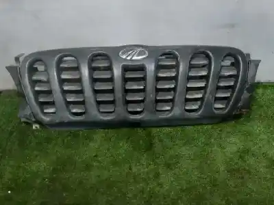 Автозапчастина б/у передня решіта для mahindra pick up dc 100 cv / 73 kw посилання на oem iam 0108ag0020n  