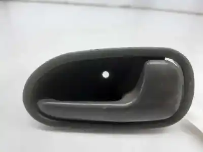 Peça sobressalente para automóvel em segunda mão puxador interior traseiro direito por kia sephia slx referências oem iam 0k24058330fkz