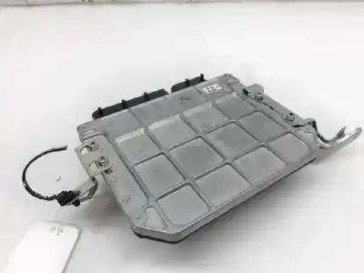 Автозапчастина б/у ебу контролер двигуна для toyota prius (nhw30) plug-in hybrid advance посилання на oem iam 8966147830  