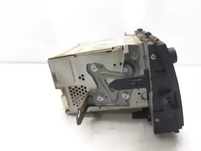 Pezzo di ricambio per auto di seconda mano impianto audio / radio cd per toyota prius (nhw30) plug-in hybrid advance riferimenti oem iam 8612047340  