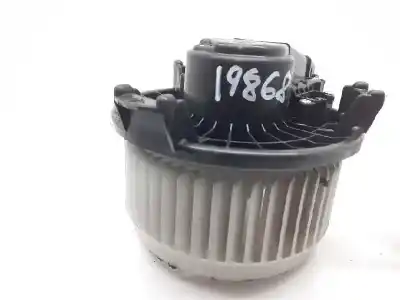 İkinci el araba yedek parçası isitma fani için toyota avensis advance 143 cv / 105 kw oem iam referansları av2727008105  