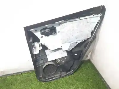 Peça sobressalente para automóvel em segunda mão forra / revestimento da porta traseira esquerda por toyota auris active referências oem iam 6778802110