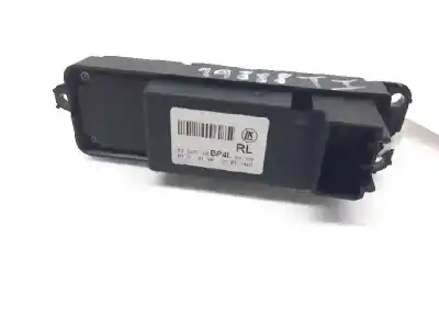 Peça sobressalente para automóvel em segunda mão botão / interruptor elevador vidro traseiro esquerdo por mazda 3 sedán (bk) 1.6 di turbo (bk12y) referências oem iam bp4l66380