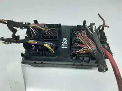 Second-hand car spare part fuse box unit for opel astra j (p10) 2.0 cdti (68) oem iam references 11000139  