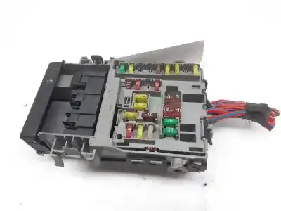 Second-hand car spare part fuse box unit for opel astra j (p10) 2.0 cdti (68) oem iam references 13222786  