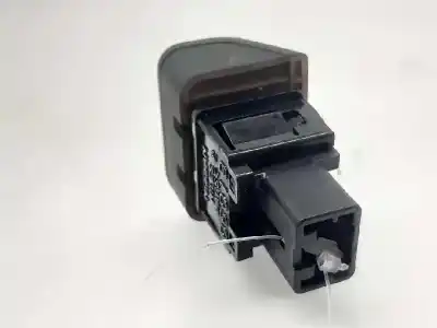 Second-hand car spare part hazard warning lights for nissan note (e11e) acenta oem iam references 06019  