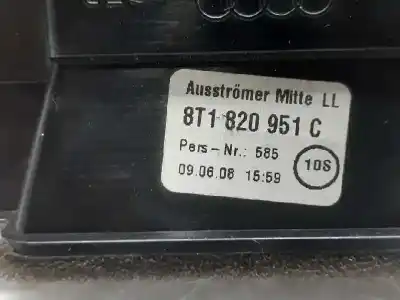 Автозапчастина б/у аераційна решіта для audi a4 b8 (8k2) 2.0 tdi посилання на oem iam 8t1820951c  