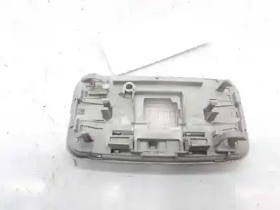 Peça sobressalente para automóvel em segunda mão luz interior por toyota auris active referências oem iam 1356  