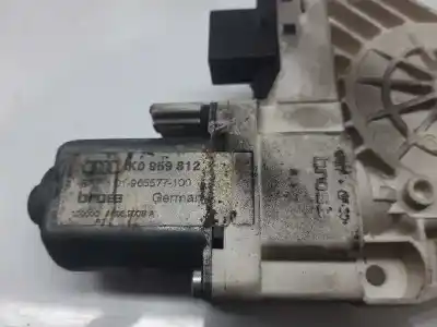 Автозапчасти б/у мотор заднего правого стекла за audi a4 b8 (8k2) 2.0 tdi ссылки oem iam 8k0959812  