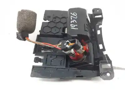 Автозапчастина б/у попільничка для audi a4 b8 (8k2) 2.0 tdi посилання на oem iam 8k0857951  