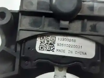 Second-hand car spare part steering wheel switch for opel insignia a sedán (g09) 2.0 cdti (69) oem iam references 13502301  