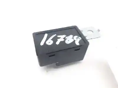 Peça sobressalente para automóvel em segunda mão relé para automóvel por hyundai elantra (md) klass 132 cv / 97 kw referências oem iam 957102e000
