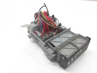 Second-hand car spare part fuse box unit for opel insignia a sedán (g09) 2.0 cdti (69) oem iam references 13222786  