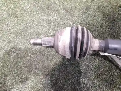 Tweedehands auto-onderdeel TRANSMISSIE RECHTS VOOR voor VOLKSWAGEN GOLF IV BERLINA (1J1)  OEM IAM-referenties 1J0407272F  