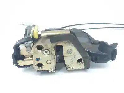 Peça sobressalente para automóvel em segunda mão fechadura da porta dianteira esquerda por toyota avensis (_t25_) 2.2 d-4d (adt251_) referências oem iam 6904002152