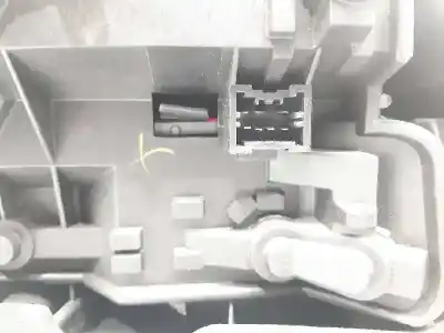 Peça sobressalente para automóvel em segunda mão farolim traseiro esquerdo por mg rover serie 400 (rt) 414 i referências oem iam xfb101050