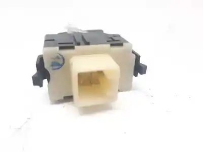 Peça sobressalente para automóvel em segunda mão botão / interruptor elevador vidro dianteiro direito por toyota avensis (_t25_) 2.2 d-cat (adt251_) referências oem iam 8481005050