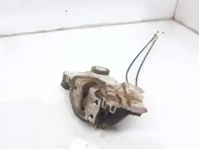 Second-hand car spare part LEFT FRONT DOOR LOCK for TOYOTA YARIS  OEM IAM references 6932052310  