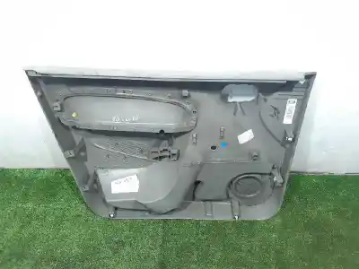 Recambio de automóvil de segunda mano de guarnecido puerta delantera derecha para renault kangoo furgón confort referencias oem iam 8200618589  