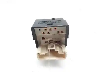 Tweedehands auto-onderdeel spiegelbediening voor toyota corolla (e12) 2.0 d-4d sol berlina oem iam-referenties 183574