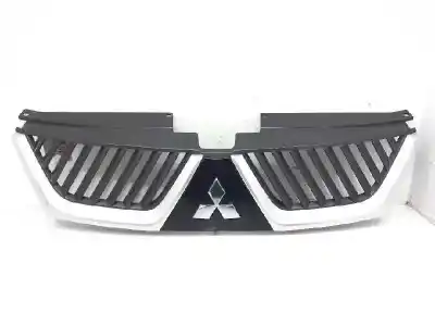 Автозапчастина б/у ПЕРЕДНЯ РЕШІТА для MITSUBISHI OUTLANDER (CW0)  Посилання на OEM IAM 7450A038  
