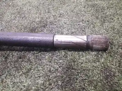 Автозапчастина б/у передня права трансмісія для renault clio iii confort dynamique посилання на oem iam 8200499586  