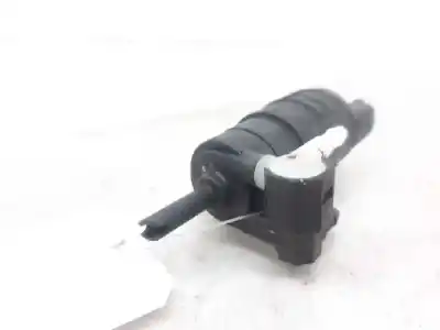 Second-hand car spare part washer pump for renault clio ii fase ii (b/cb0) base authentique 65 cv / 48 kw oem iam references 7700430702  