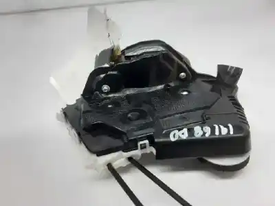 Second-hand car spare part front right door lock for toyota yaris active oem iam references 690300d550