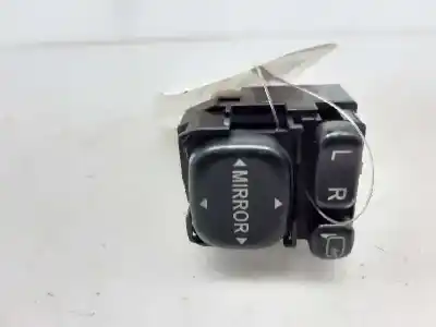 Second-hand car spare part rearview side mirror switch for toyota avensis wagon (t25) 2.0 d-4d executive oem iam references 183575