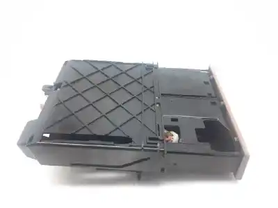 Автозапчастина б/у попільничка для porsche cayenne (typ 9pa1) s посилання на oem iam 7l5857321b  
