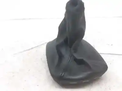 Peça sobressalente para automóvel em segunda mão forra da alavanca de velocidades por audi a6 berlina (4b2) 2.5 tdi referências oem iam 4b0863279c