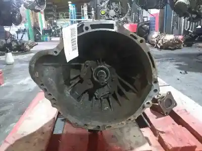 Second-hand car spare part gearbox for nissan pick-up (d22) td doble cabina navara 4x4 oem iam references 3120z09076