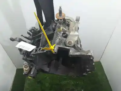 Second-hand car spare part gearbox for citroen berlingo 1.9 d multispace oem iam references 20te22  5 velocidades