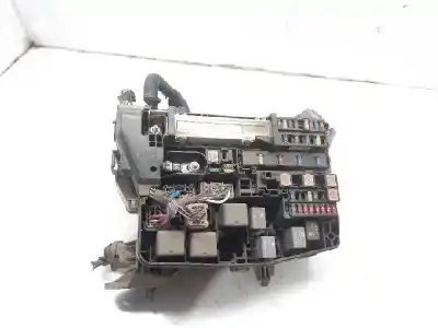 Peça sobressalente para automóvel em segunda mão caixa de fusíveis e relés por toyota avensis (t27) advance referências oem iam 8211105s50