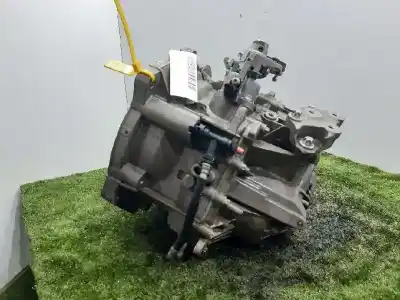 Pezzo di ricambio per auto di seconda mano RIDUTTORE per OPEL CORSA D  Riferimenti OEM IAM M20QLKU  6 VELOCIDADES