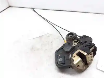 Peça sobressalente para automóvel em segunda mão fechadura da porta traseira esquerda por toyota corolla (e12) 2.0 d-4d sol sedán referências oem iam 6906012350  