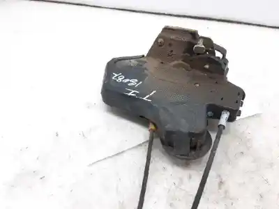 Peça sobressalente para automóvel em segunda mão fechadura da porta traseira esquerda por toyota corolla (e12) 2.0 d-4d sol sedán referências oem iam 6906012350